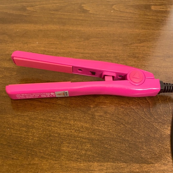 Mini straightener - Picture 3 of 9
